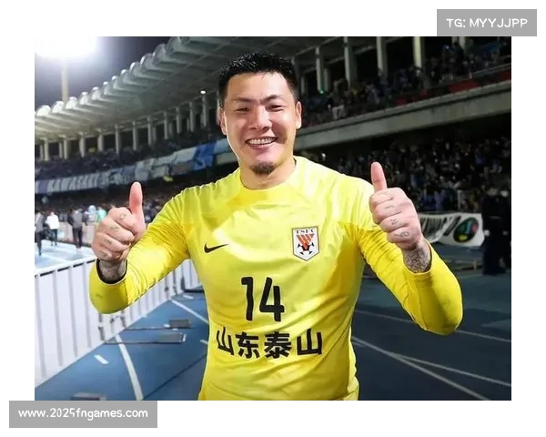 王大雷扑点助泰山大胜,赛季末战门神表现稳健 王大雷扑点助泰山大胜,赛季末战门神表现稳健